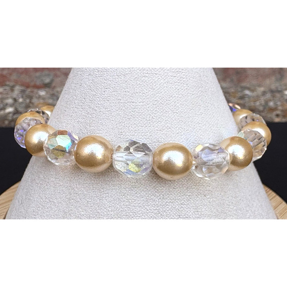 VTG Joan Rivers Stretch Bracelet Aurora Borealis Crystals Faux Pearls 7.75" - Picture 2 of 8